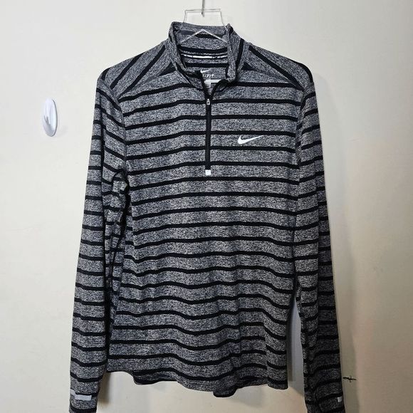 Nike Dri-Fit Element Reflective Quarter Zip long sleeve Pullover Running Shirt M - Picture 1 of 5